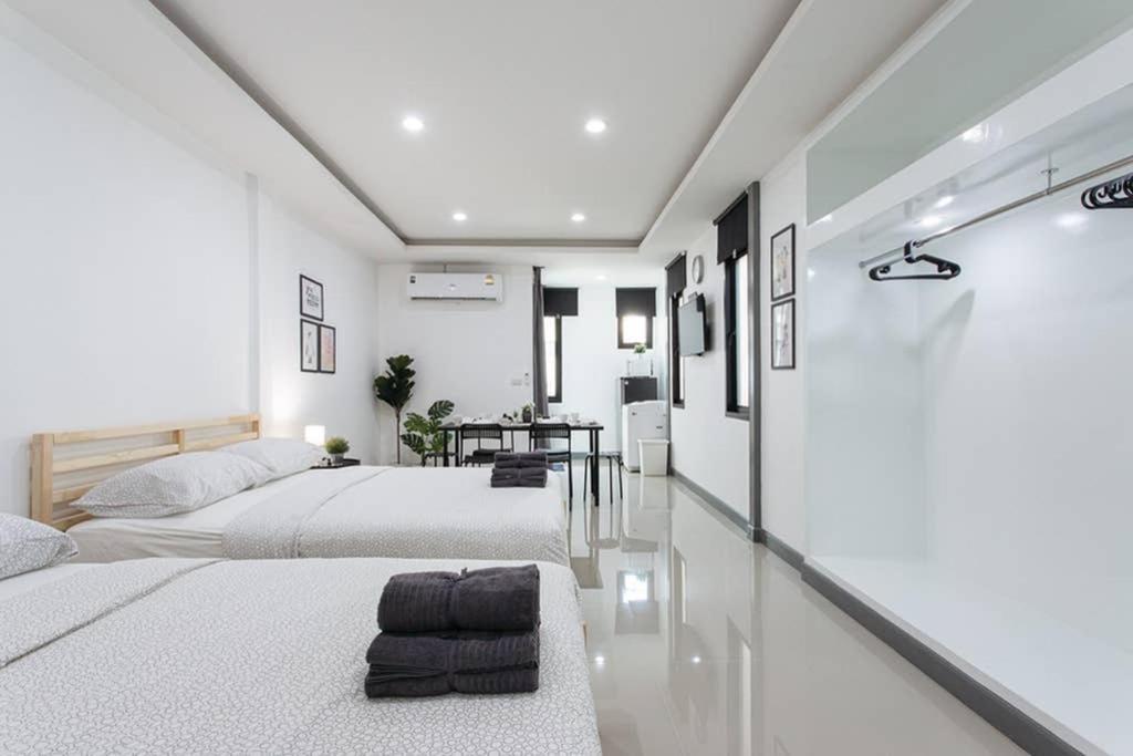 P4 Silom Large 2Beds Full Kitchen Wifi 4-6Pax Apartment Банкок Екстериор снимка