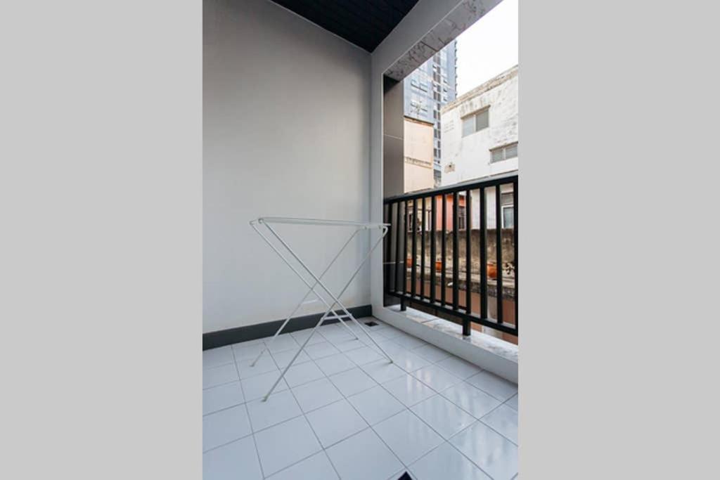 P4 Silom Large 2Beds Full Kitchen Wifi 4-6Pax Apartment Банкок Екстериор снимка