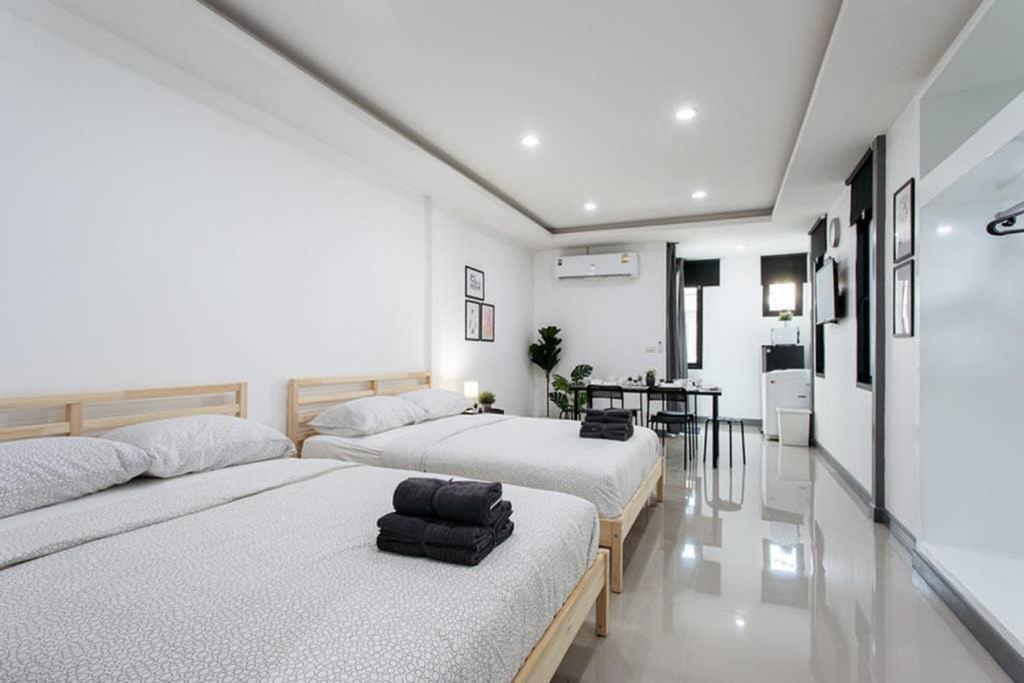 P4 Silom Large 2Beds Full Kitchen Wifi 4-6Pax Apartment Банкок Екстериор снимка